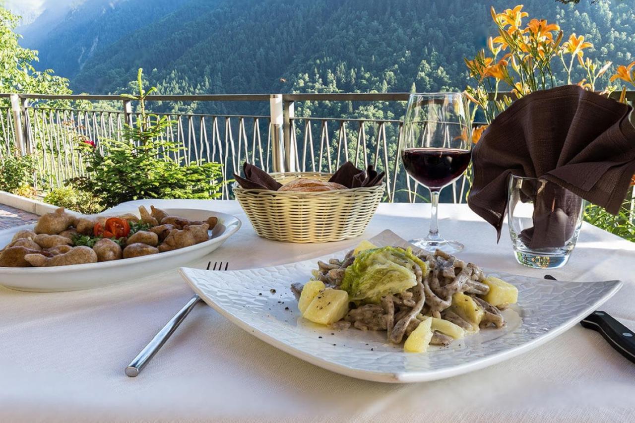 Locanda Ca Priula Hotel Albaredo Per San Marco Екстериор снимка